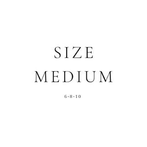 Size medium clothes 👇🏽👇🏽👇🏽